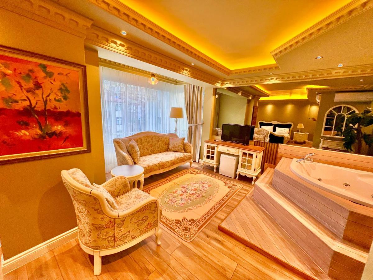 เรียล คิง สวีท โฮเต็ล Hotel ทรับซอน ภายนอก รูปภาพ